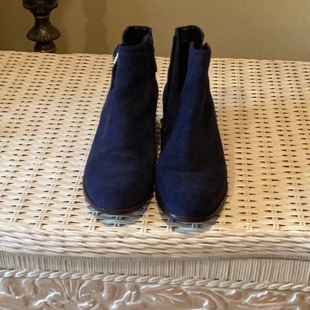 Bootie, blue, never worn